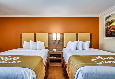 2 Queen Beds Garden View Room Non-Smoking