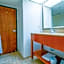 Tulsa Square Hotel Central, I-44 By OYO