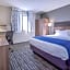 Days Inn & Suites by Wyndham Wisconsin Dells