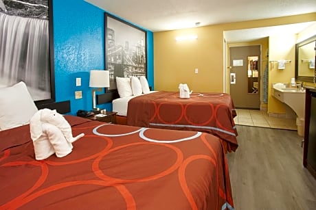 Americas Best Value Inn - Wichita West / Airport - Alojamientos en WICHITA