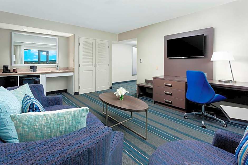 Courtyard by Marriott Boston Cambridge