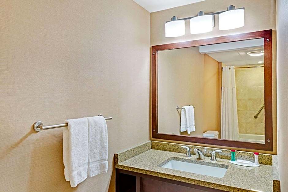 Ramada by Wyndham Seekonk Providence Area