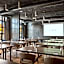 The Loom Hotel, Tapestry Collection By Hilton