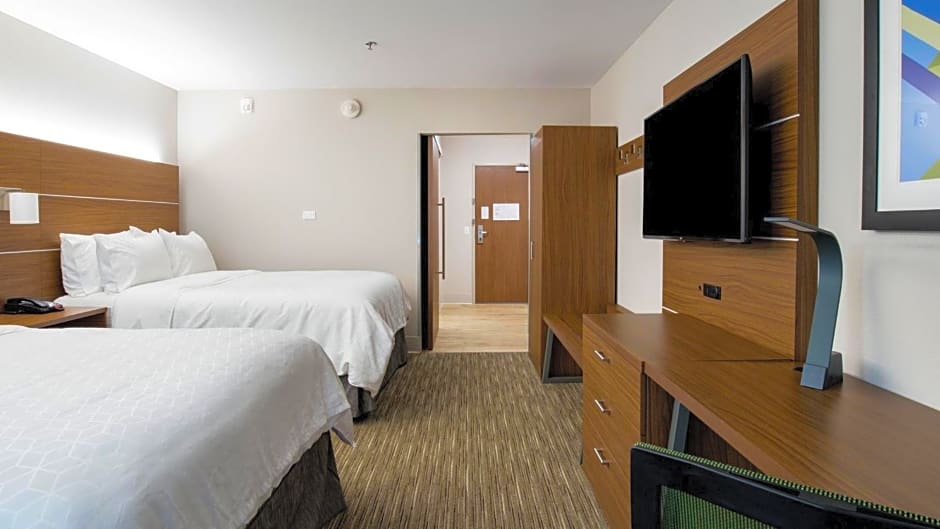 Holiday Inn Express & Suites Racine