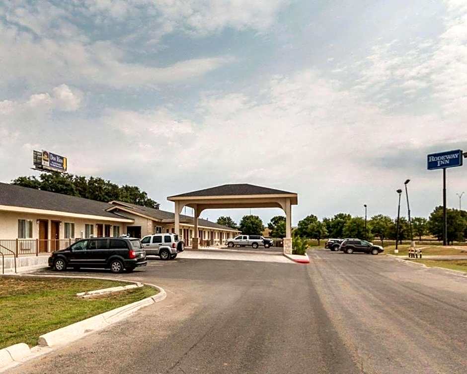 Rodeway Inn Of Junction