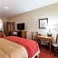 Econo Lodge Inn & Suites East Houston I-10