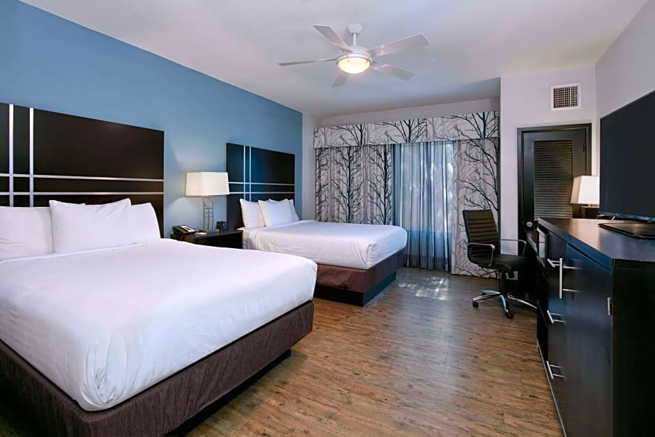 La Quinta Inn & Suites by Wyndham Lubbock Southwest