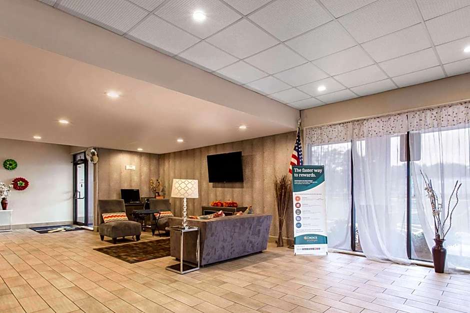 Quality Inn West Springfield