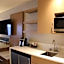 Delta Hotels by Marriott Seattle Everett