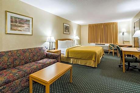 Upgraded Business King Room - Non-Smoking