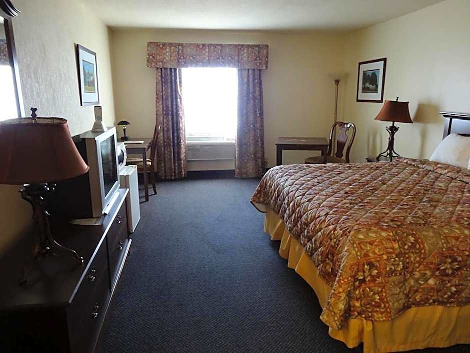 Fairgrounds Inn