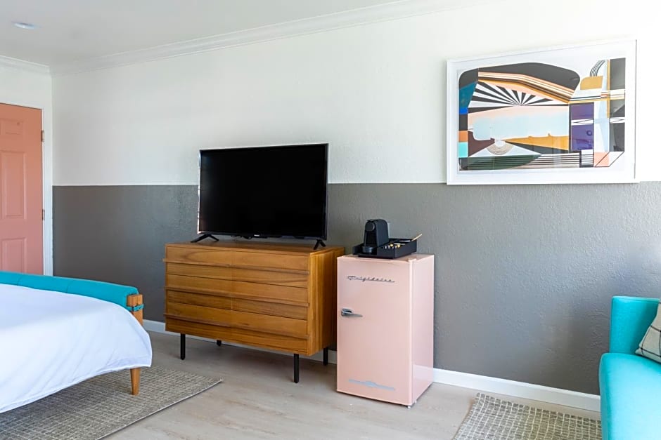 Signature Inn Oakland