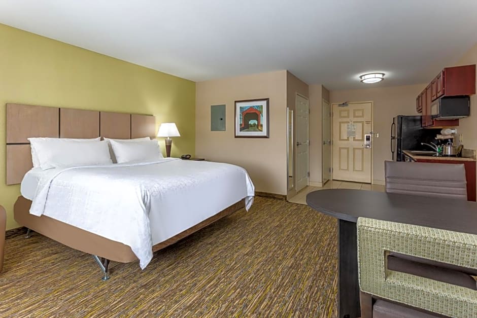 Candlewood Suites South Bend Airport