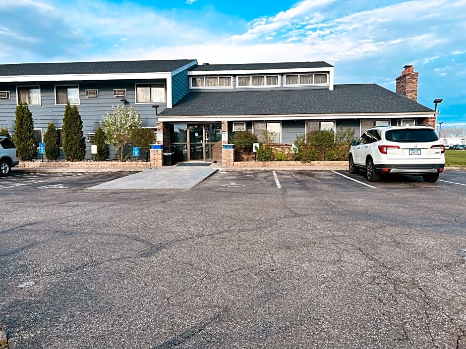 Travelodge by Wyndham Valleyfair Shakopee