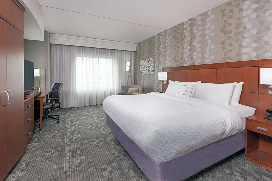 Courtyard by Marriott Buffalo Airport