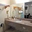 Executive Inn Pearsall
