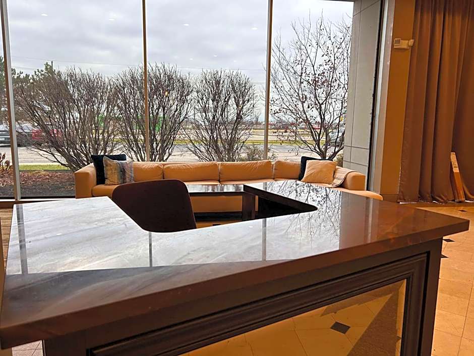 Skyline Hotel Detroit Airport, SureStay Collection by Best Western