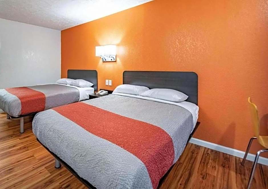 Relax Inn by OYO Columbus OH I 70