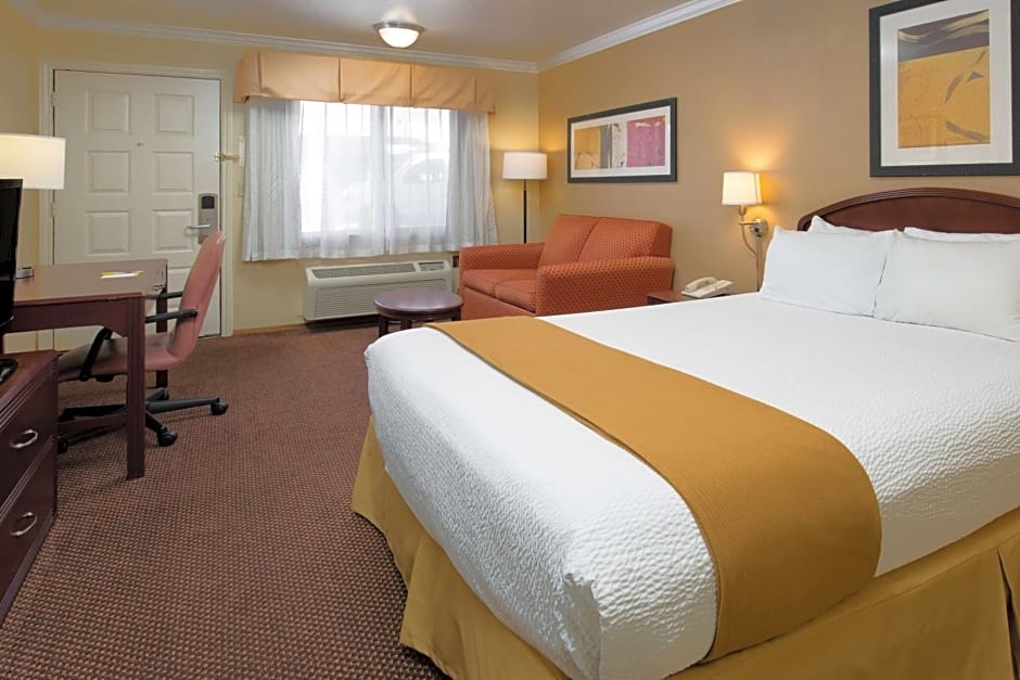 Days Inn by Wyndham Pinole Berkeley