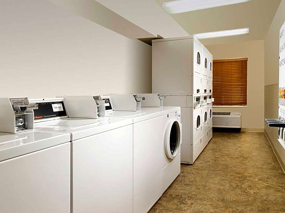 WoodSpring Suites Tulsa