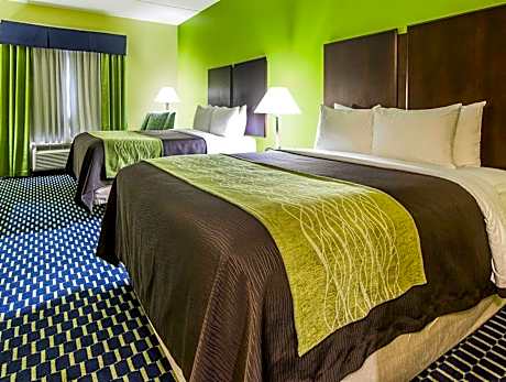 Queen Room with Two Queen Beds - Non-Smoking