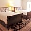 Cow Hollow Inn and Suites