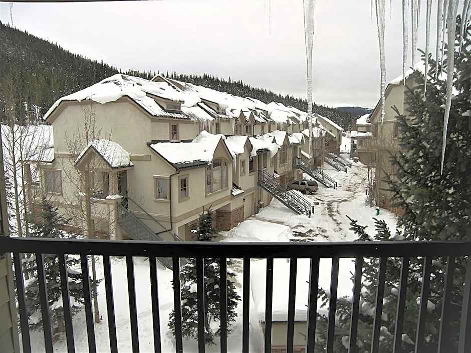 Fox Pine Lodge 3 Bed 3 Bath