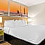 Days Inn & Suites by Wyndham Warren