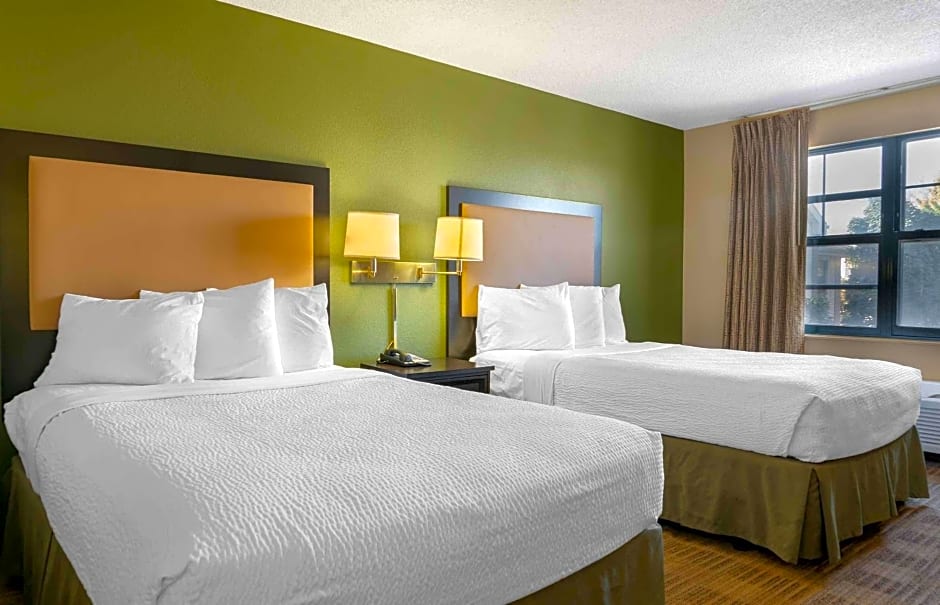 Extended Stay America Suites - Detroit - Metropolitan Airport