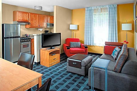 Two-Bedroom Suite