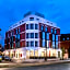 Porter Square Hotel