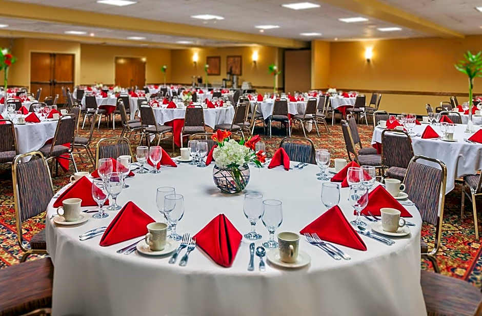 Holiday Inn & Suites Springfield-I-44, an IHG Hotel