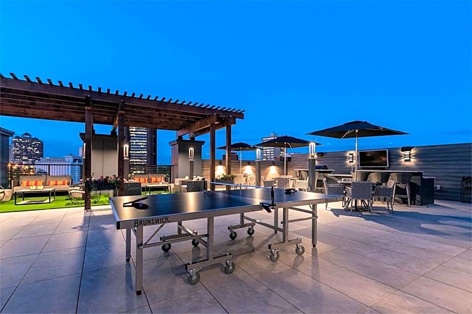 Luxury Furnished Apartments by Hyatus Downtown at Yale