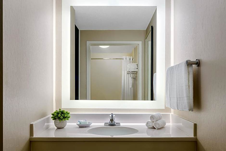 SpringHill Suites by Marriott Manchester-Boston Regional Airport