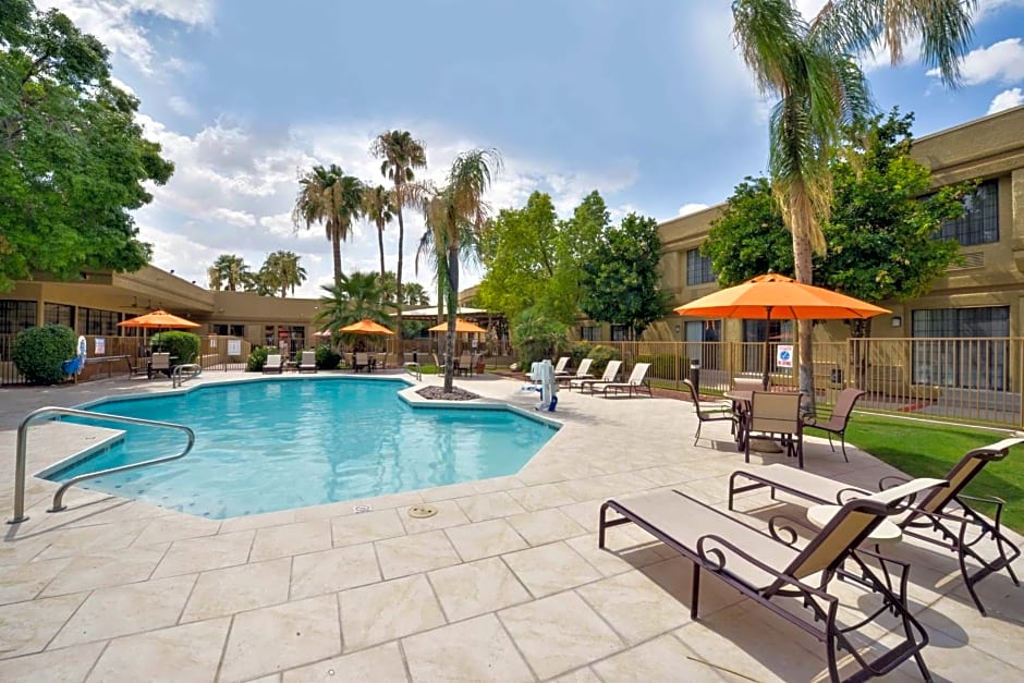 Wyndham Tucson Airport & Conference Center
