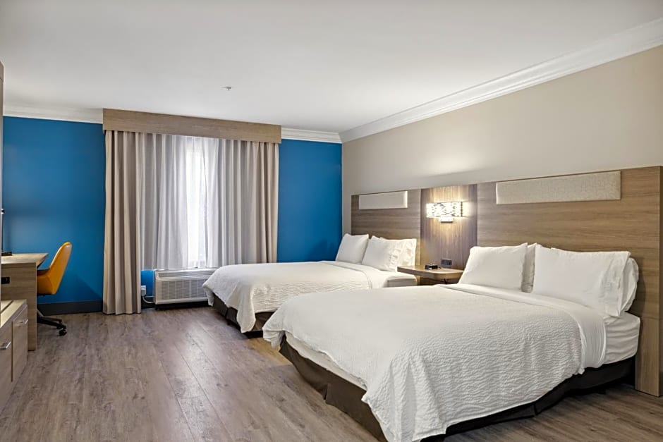 Holiday Inn Express Hotel & Suites Vacaville