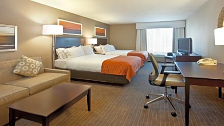 Queen Suite with Two Queen Beds - Communications Accessible