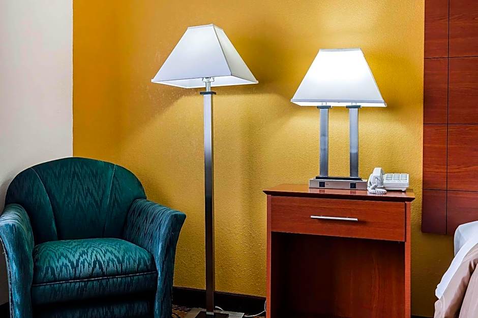 Quality Inn Sycamore