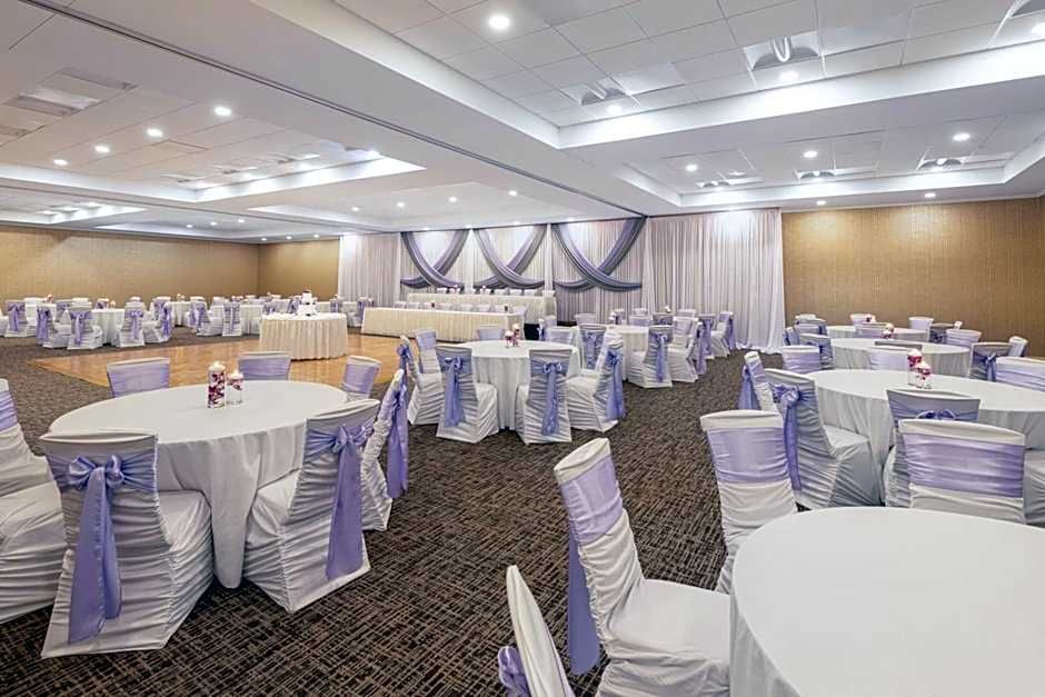 Hilton Garden Inn St. Charles