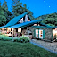 The Davies Family Inn