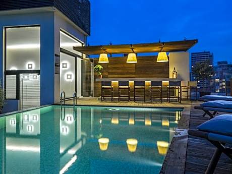 O Monot Luxury Boutique Hotel