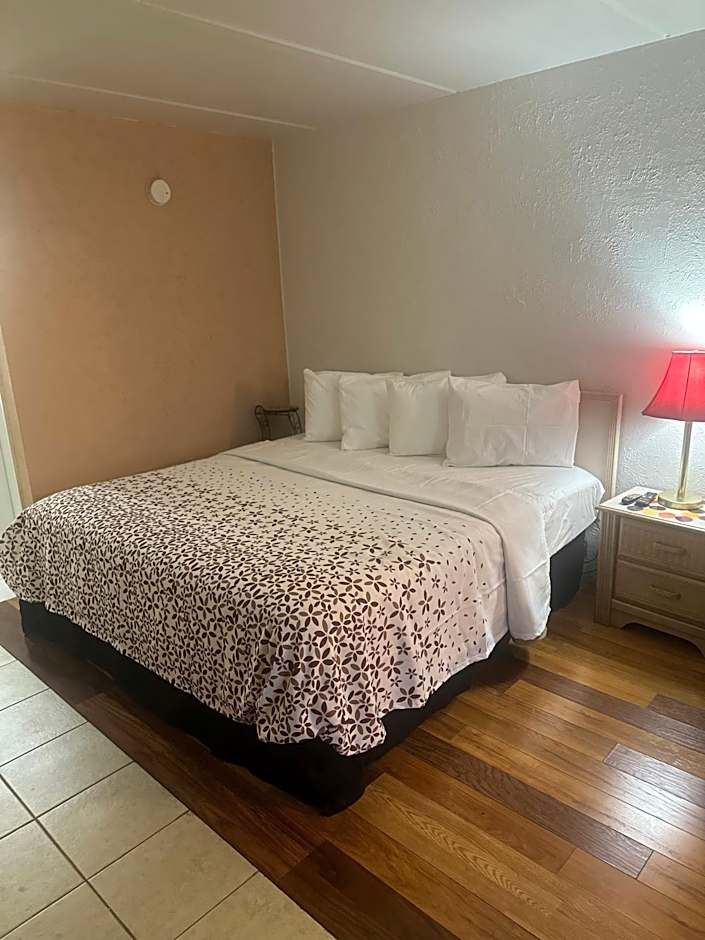 THE FLORIDIAN INN