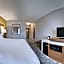 Holiday Inn Express & Suites Albany