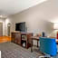 Comfort Inn & Suites Verona at Turning Stone Resort Casino