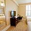Cardinal Hotel