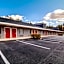 Econo Lodge Inn & Suites