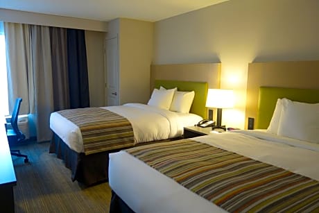 Queen Room with Two Queen Beds - Non-Smoking