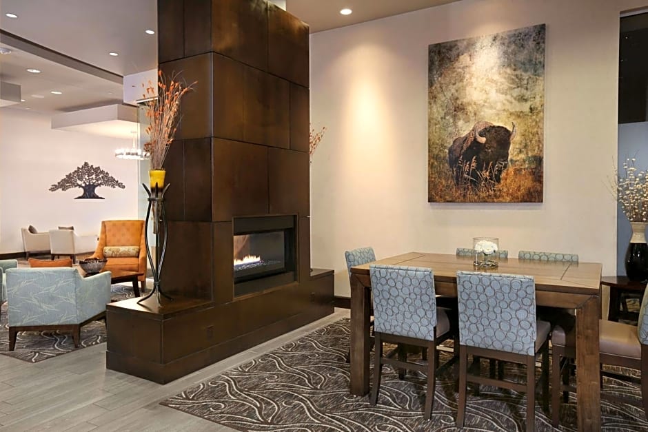 DoubleTree By Hilton Denver Thornton