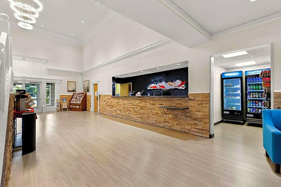 Clarion Suites Anchorage Downtown