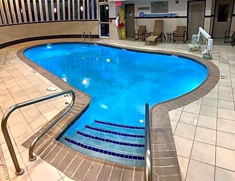 Spark by Hilton Woodbridge
